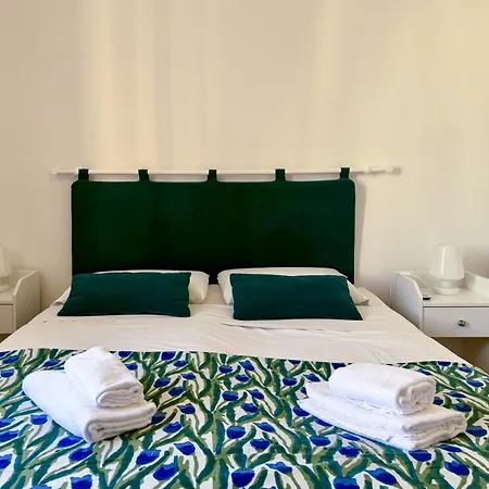 Jhhit - In The Heart Of Near The Colosseum Apartment *