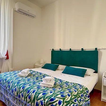 Jhhit - In The Heart Of Near The Colosseum Apartment *